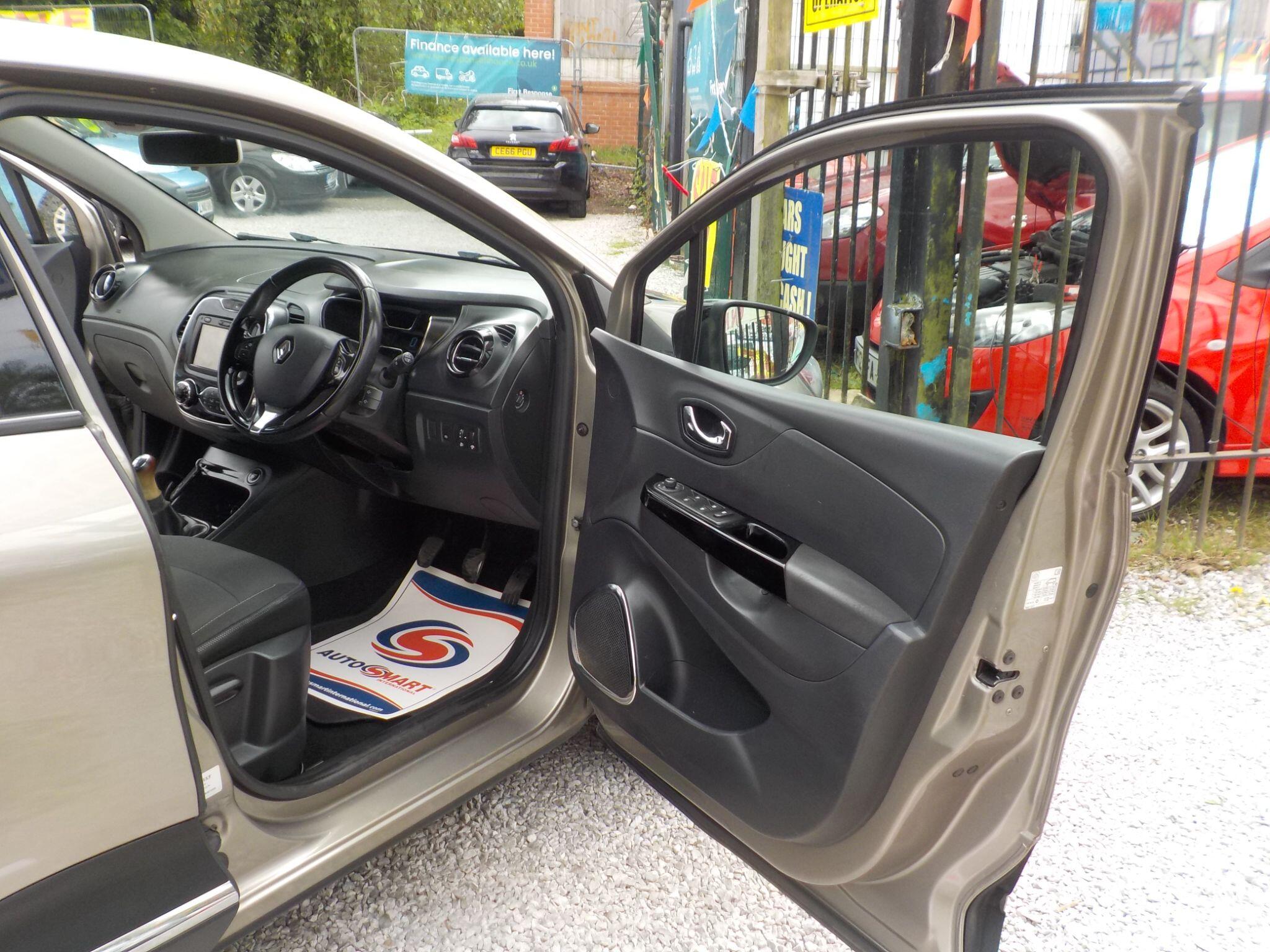 Renault Captur 0.9 TCe ENERGY Dynamique Nav Euro 6 (s/s) 5dr