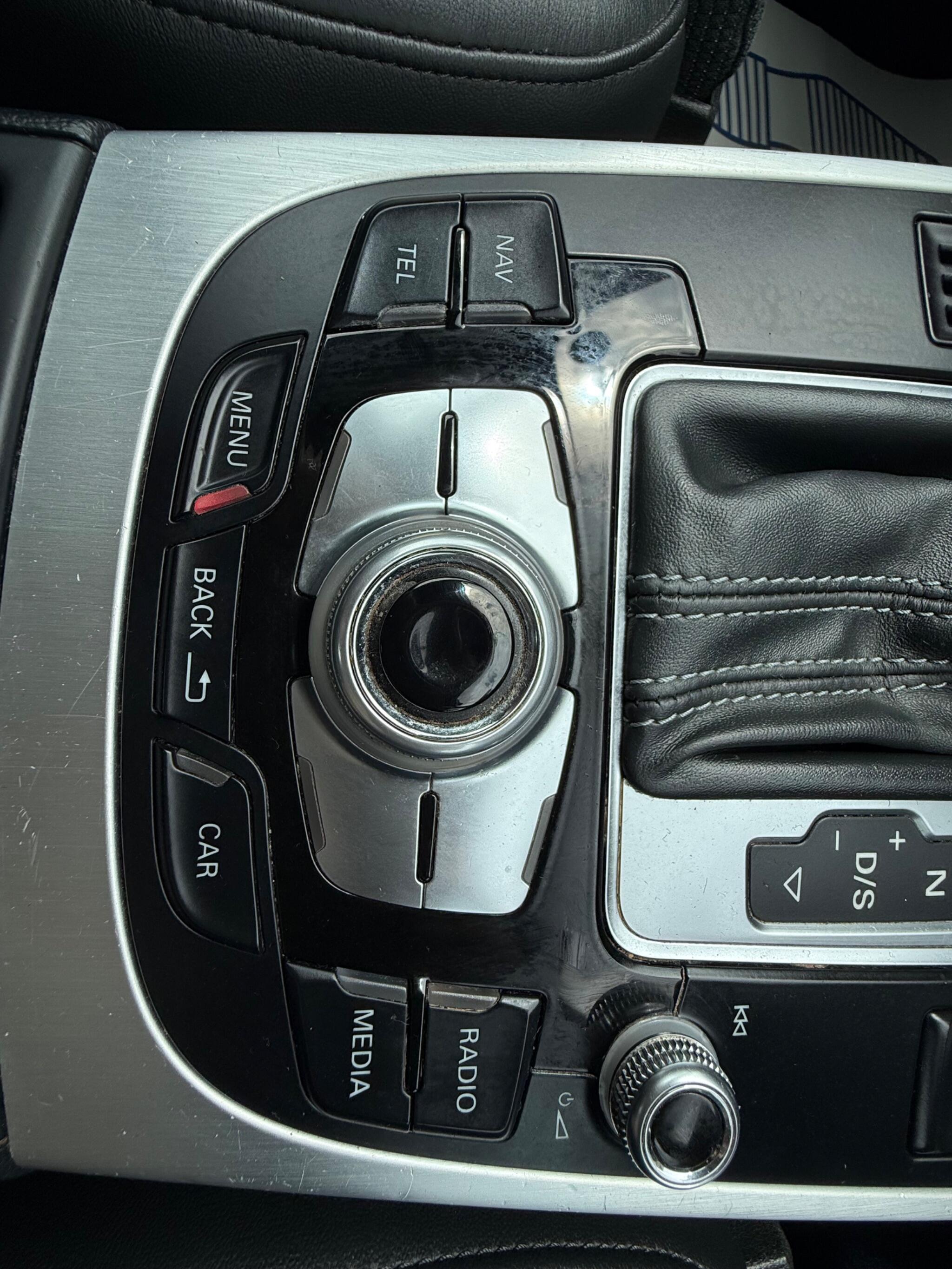 Audi A4 view 26