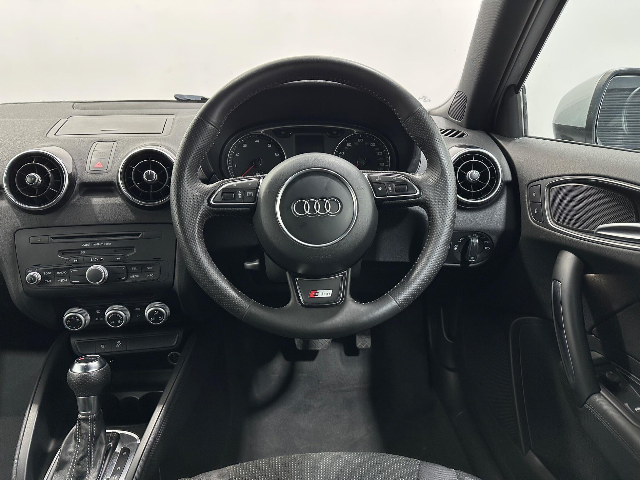 Audi A1 view 13