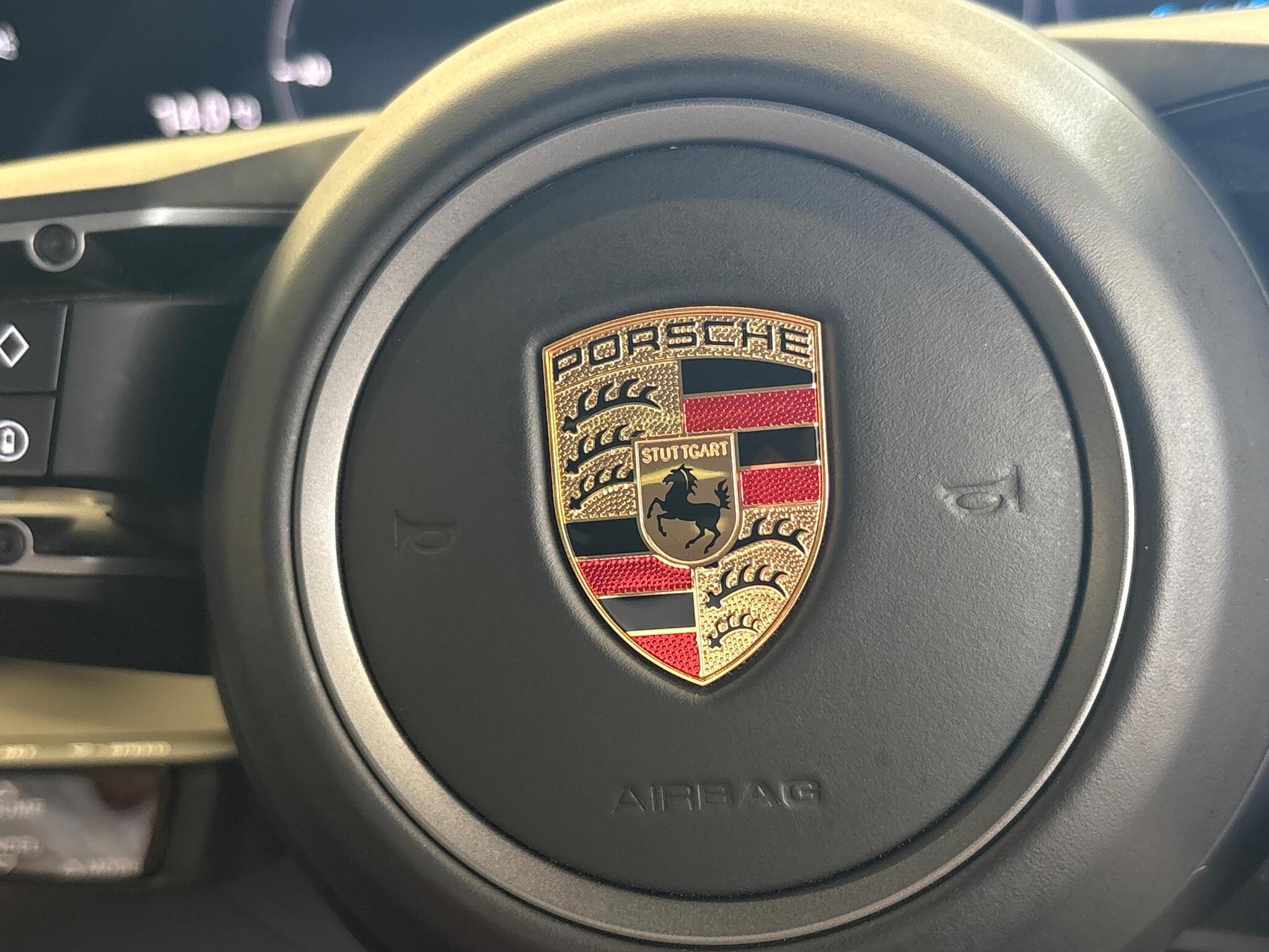 Porsche Taycan view 40