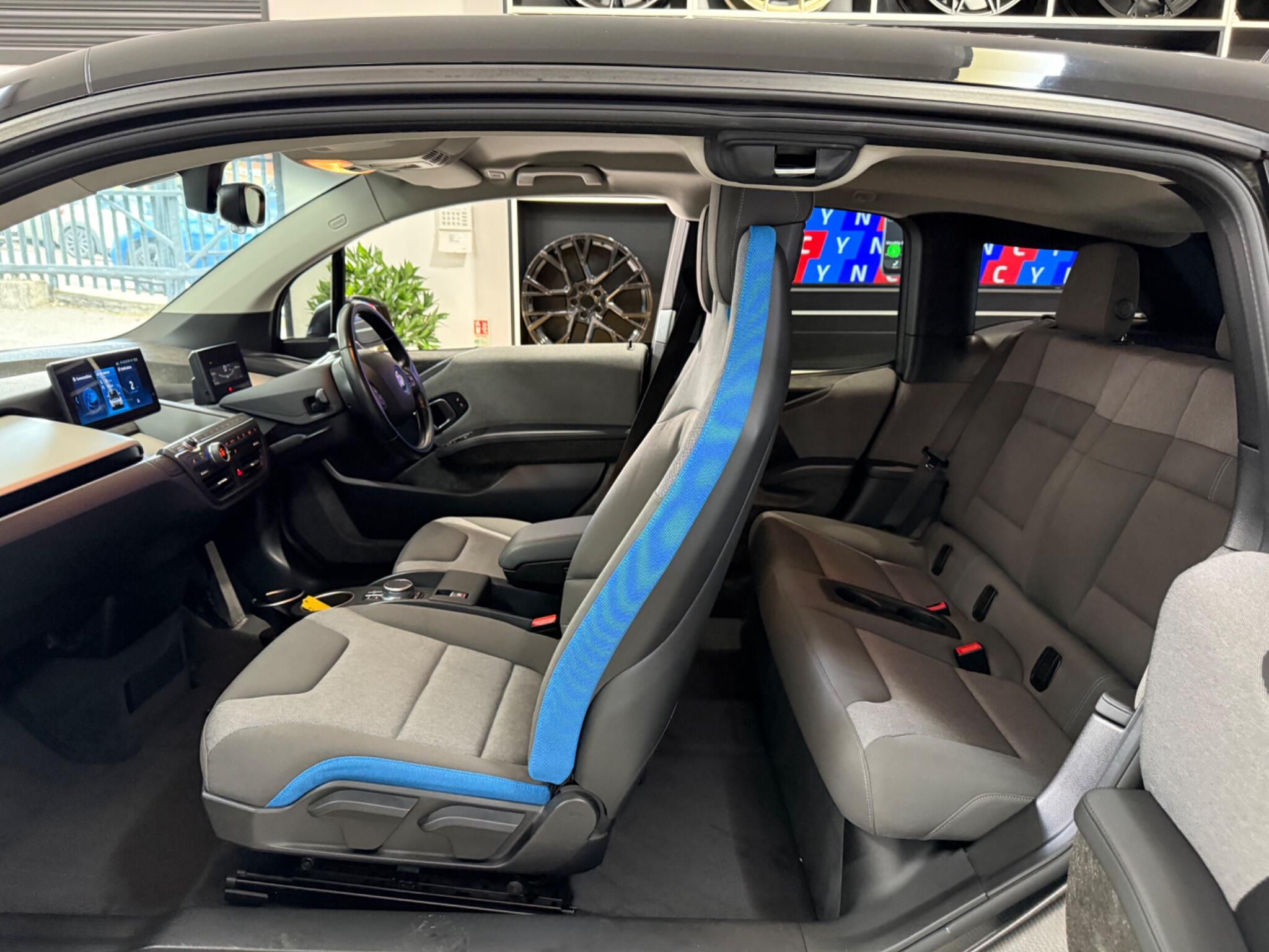 BMW I3 view 56