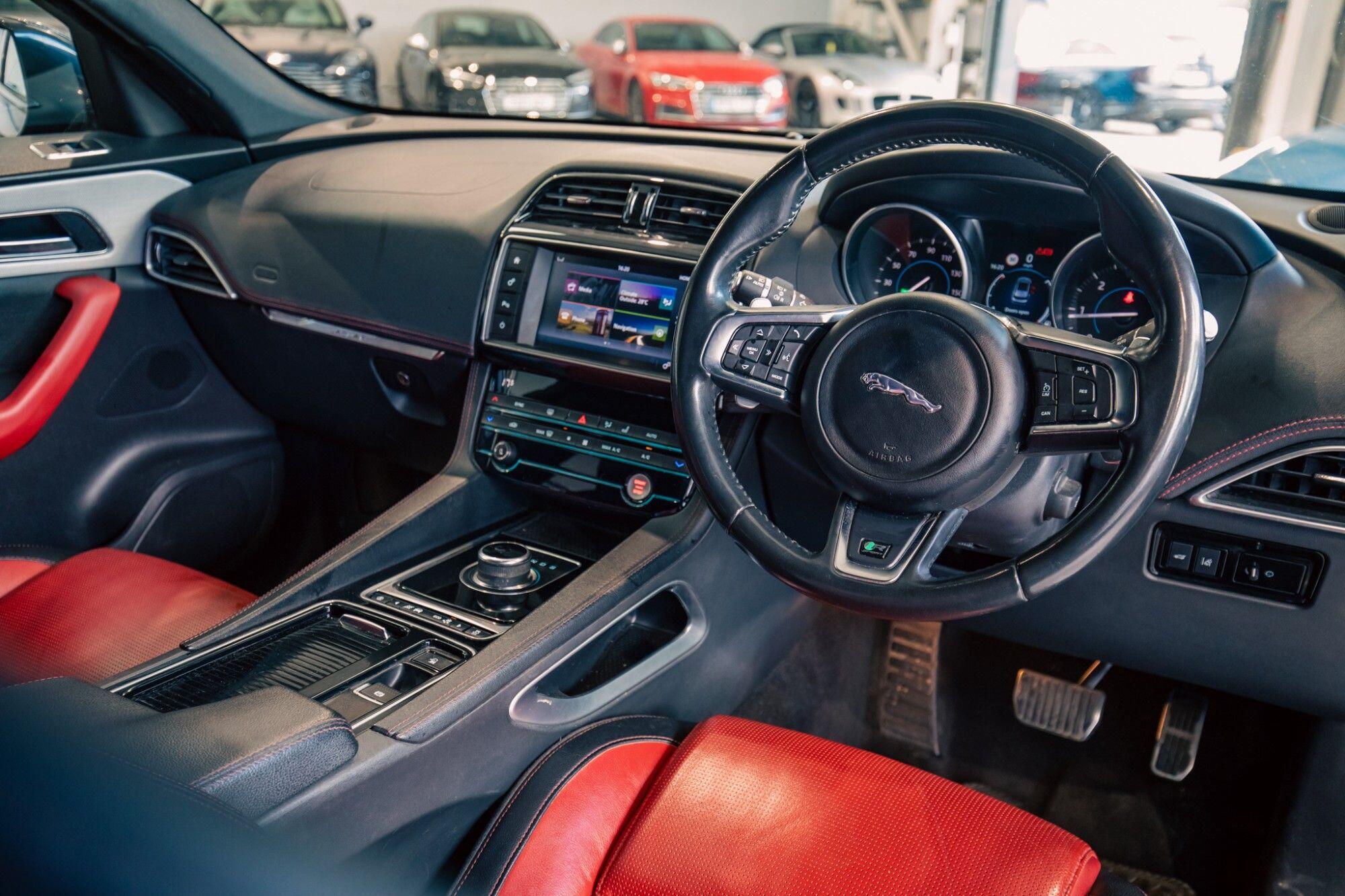 Jaguar F-Pace view 2