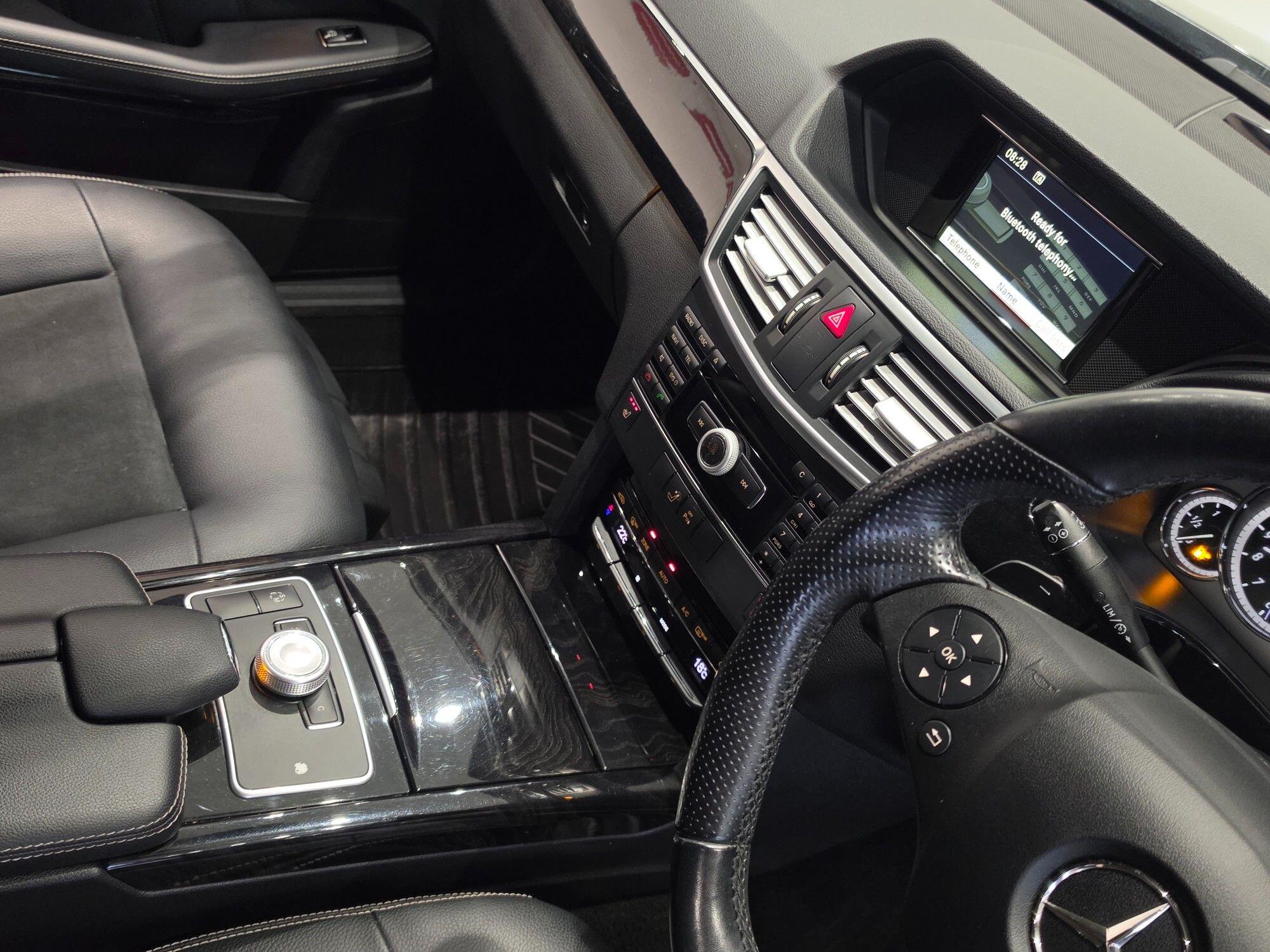 Mercedes-Benz E-Class view 95