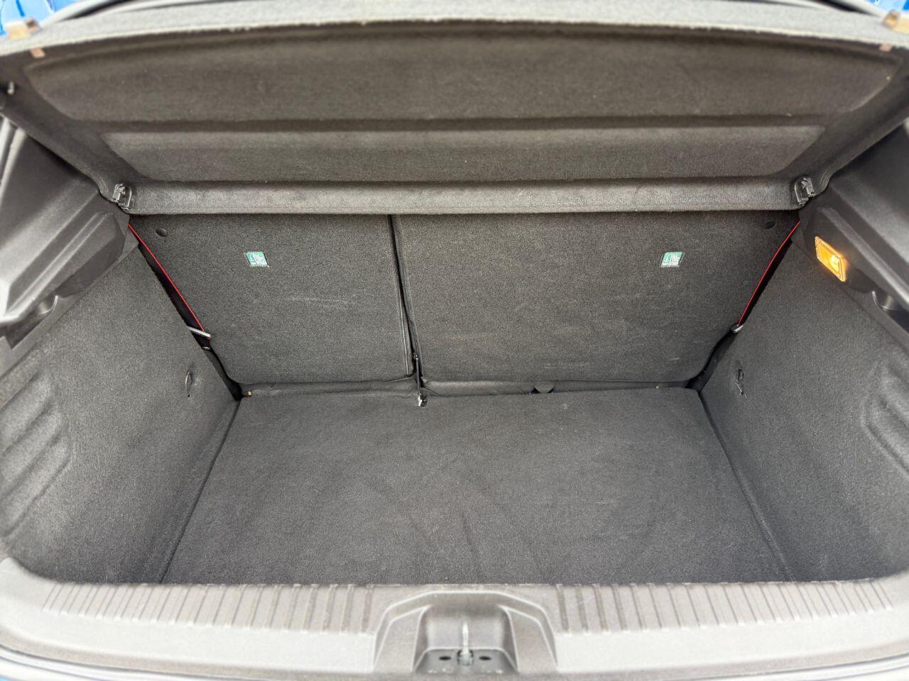 Renault Clio view 33