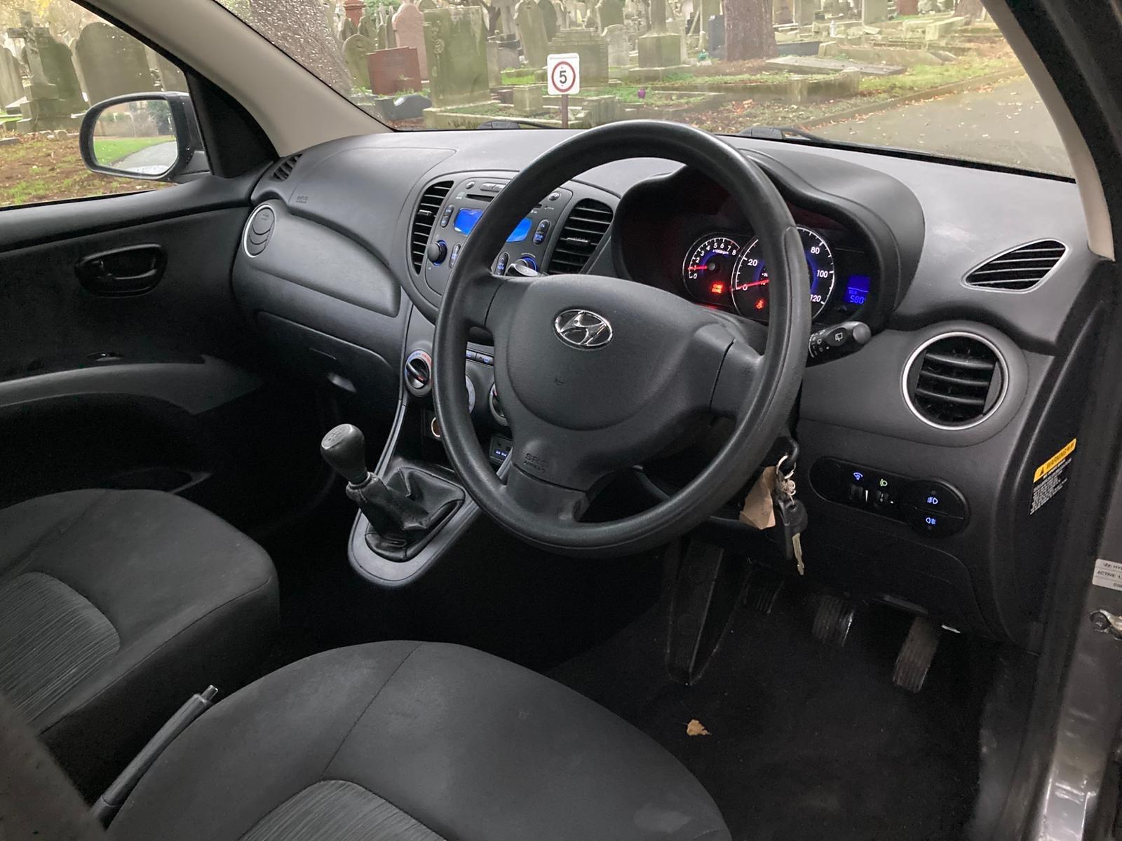 Hyundai I10 view 6