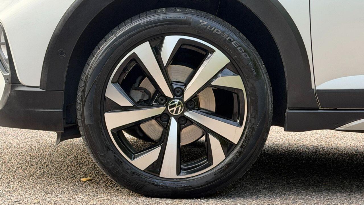 Volkswagen Taigo view 34