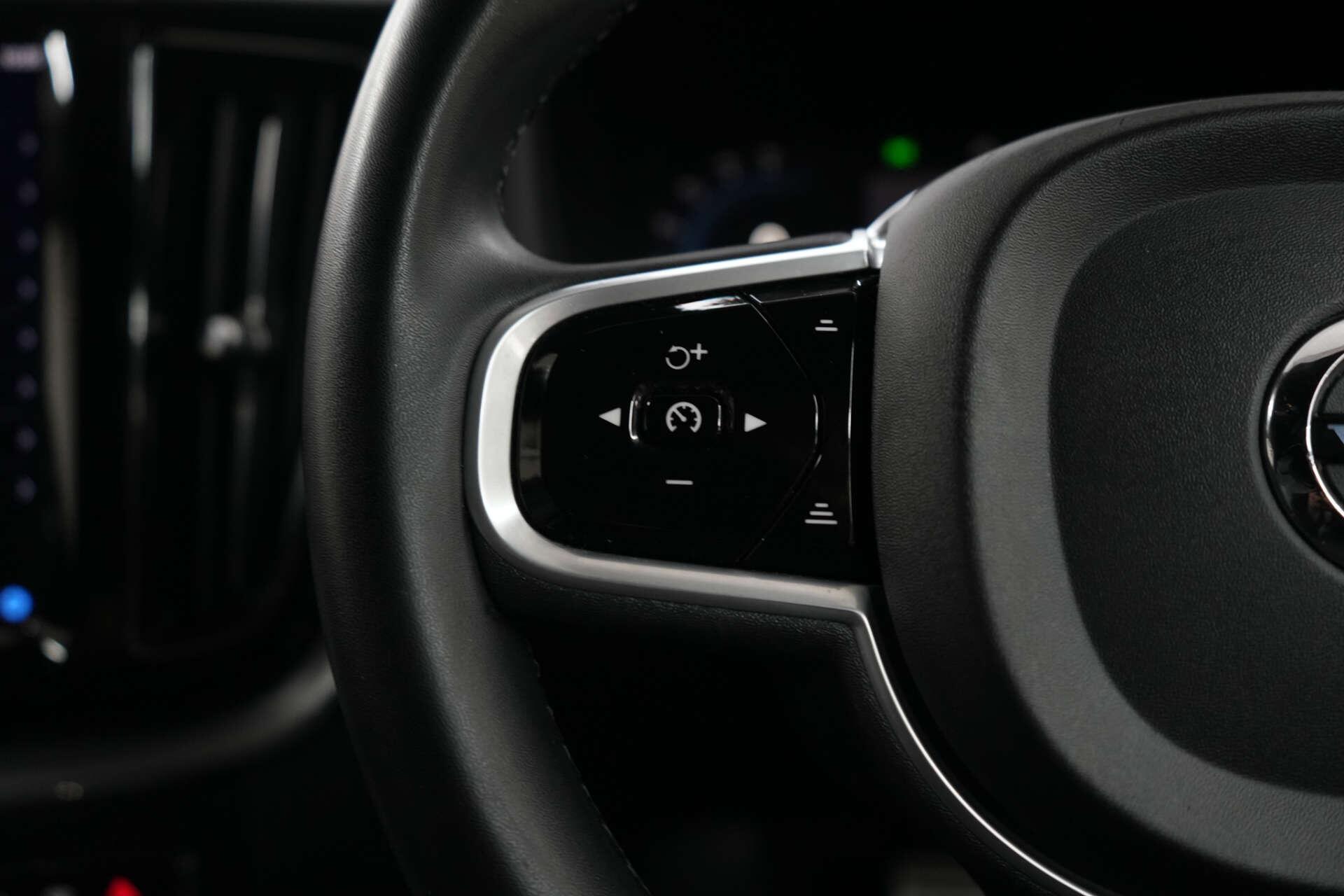 Volvo XC60 view 36