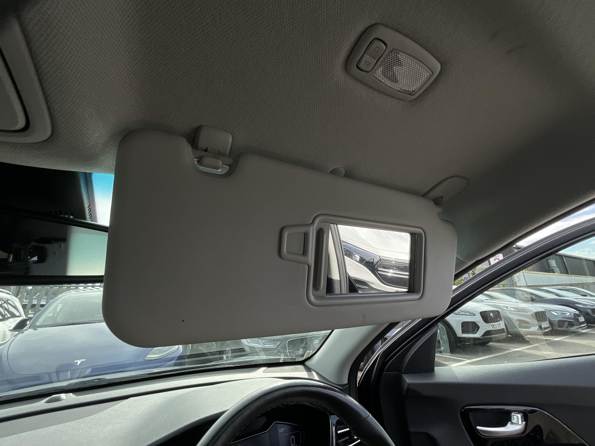 Kia Niro view 29