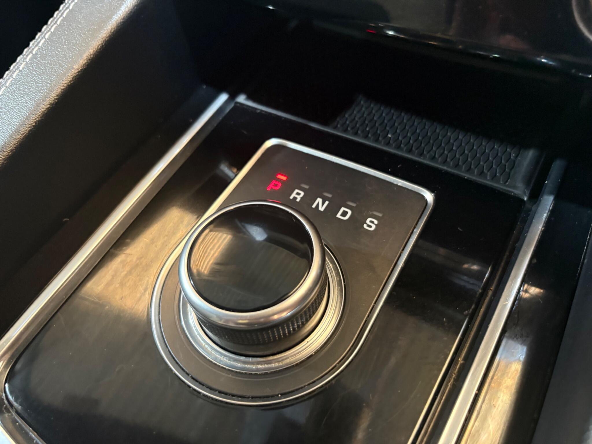 Jaguar F-Pace view 29