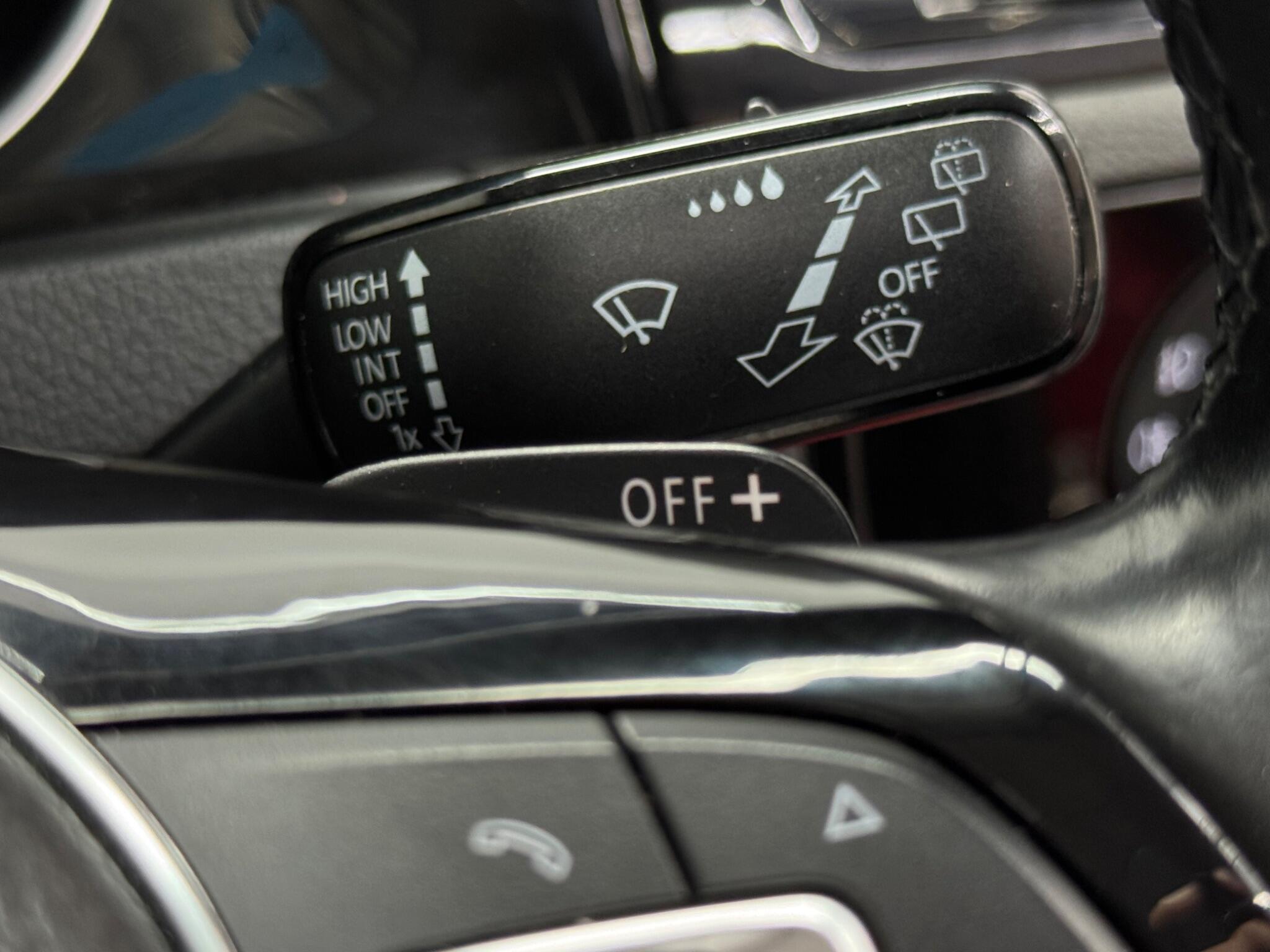 Volkswagen Golf view 18