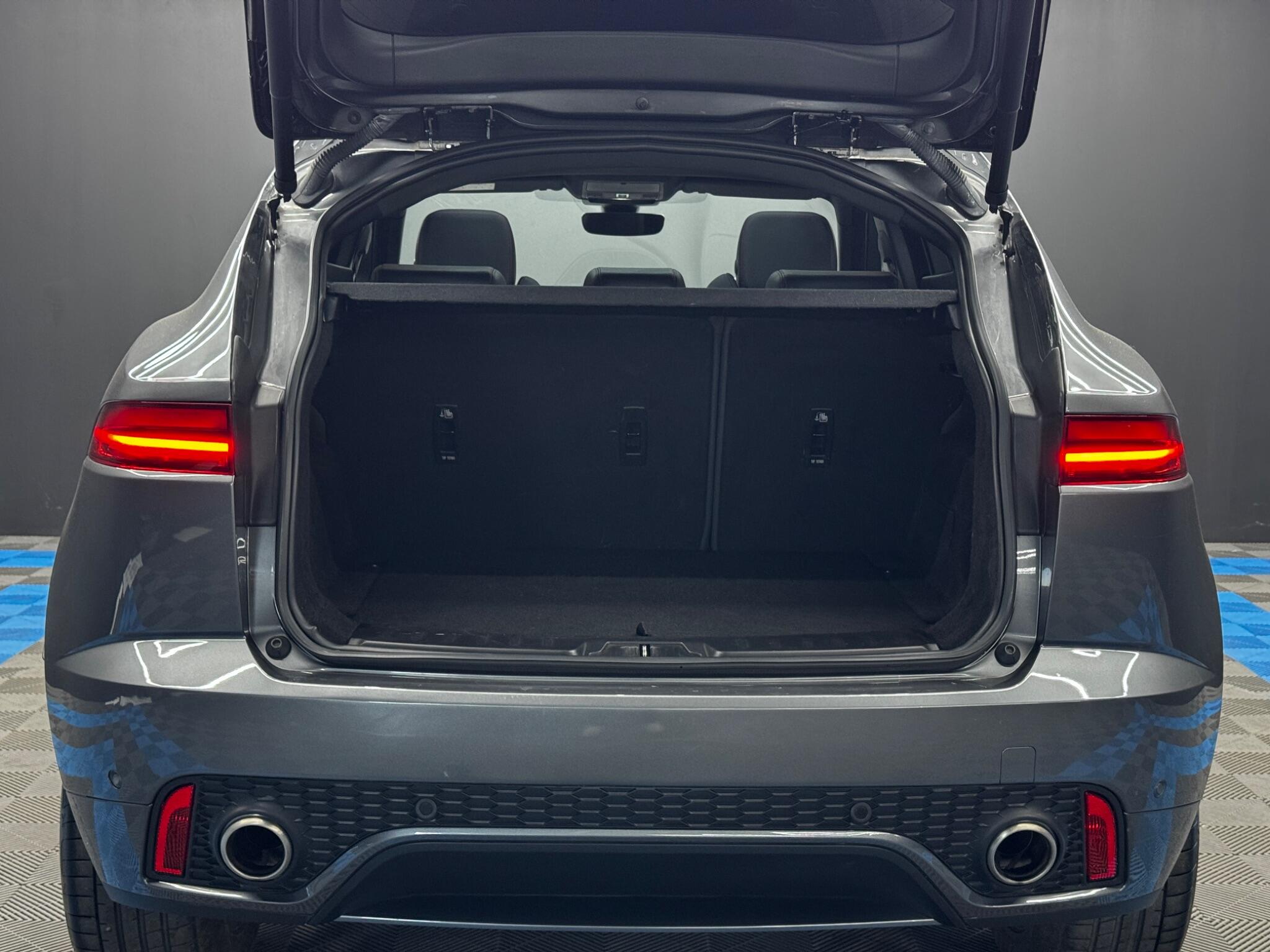 Jaguar E-Pace view 39
