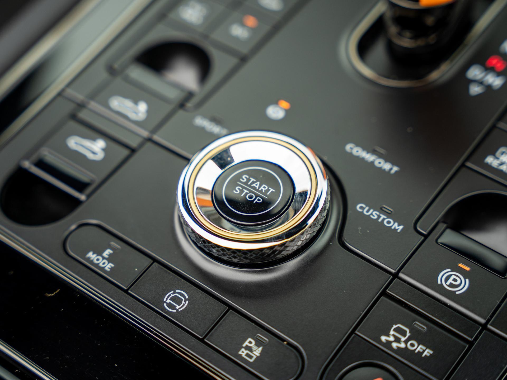 Bentley Continental view 32
