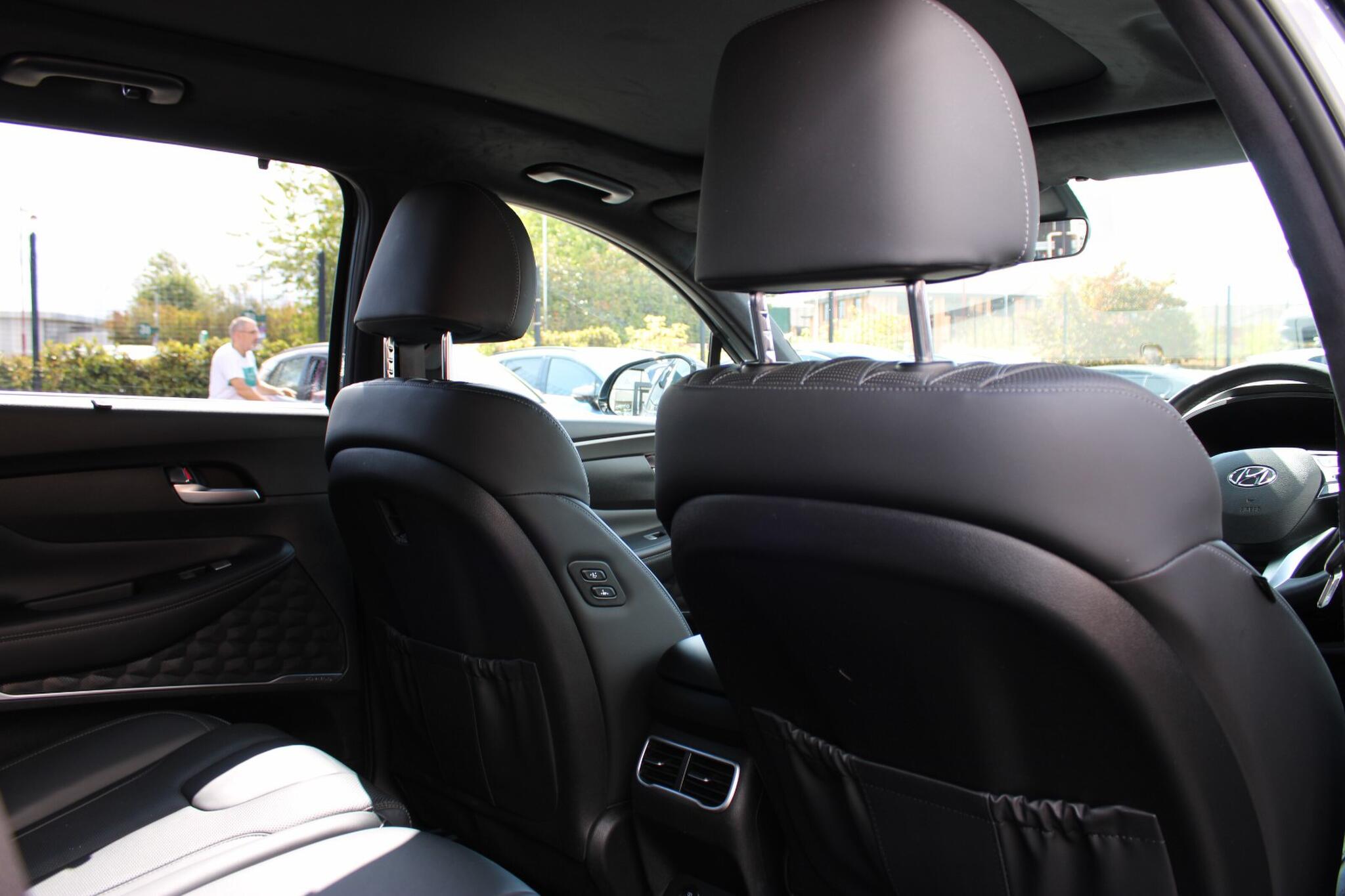 Hyundai Santa Fe view 26