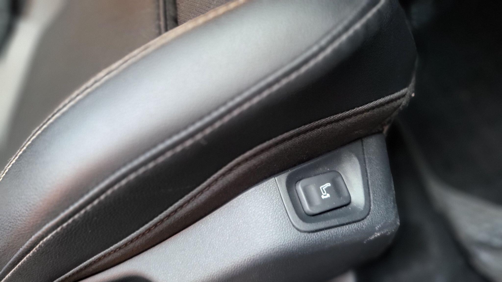 Vauxhall Grandland X view 20