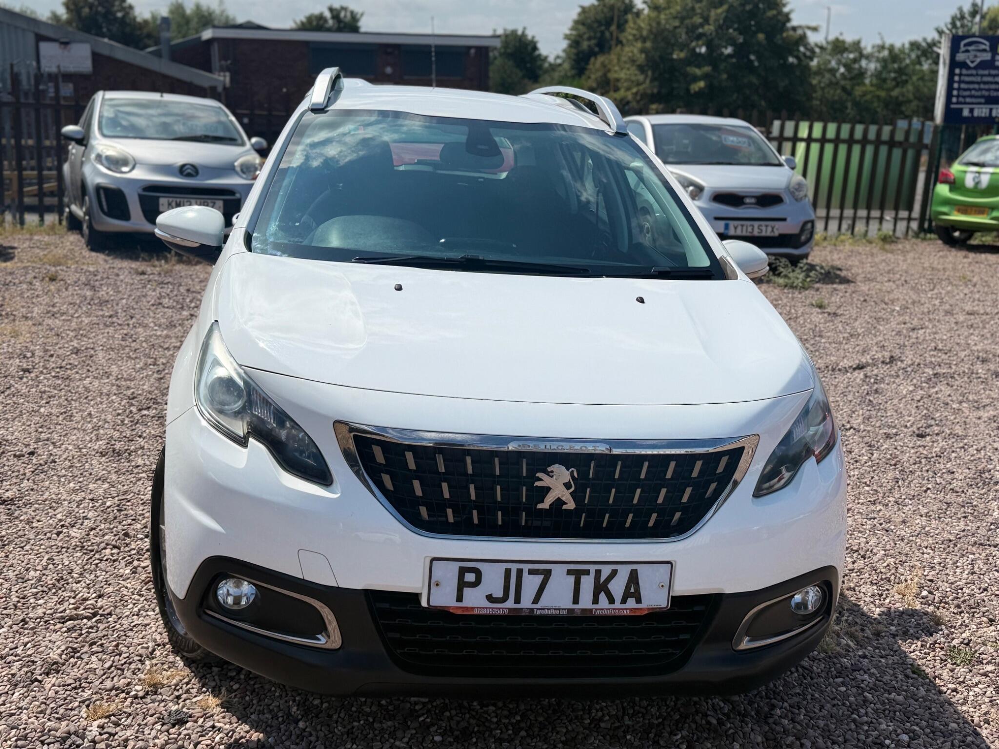 Peugeot 2008 view 5