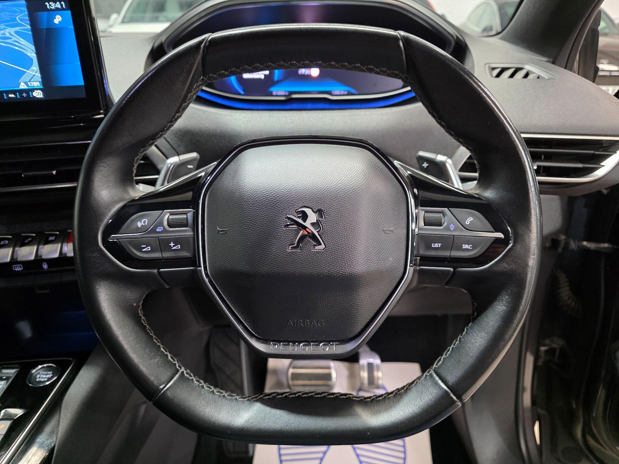 Peugeot 5008 view 15