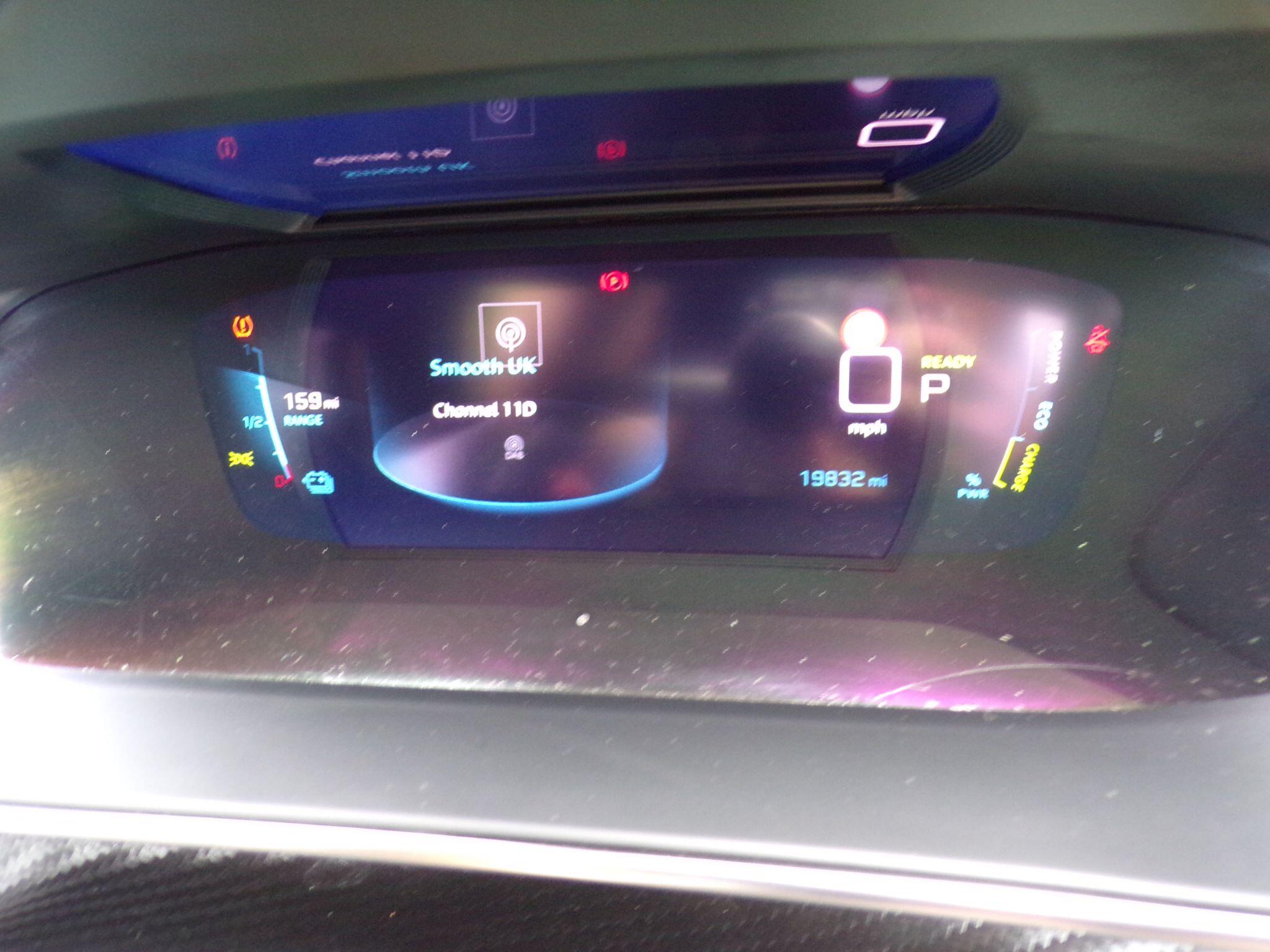 Peugeot E-2008 view 30