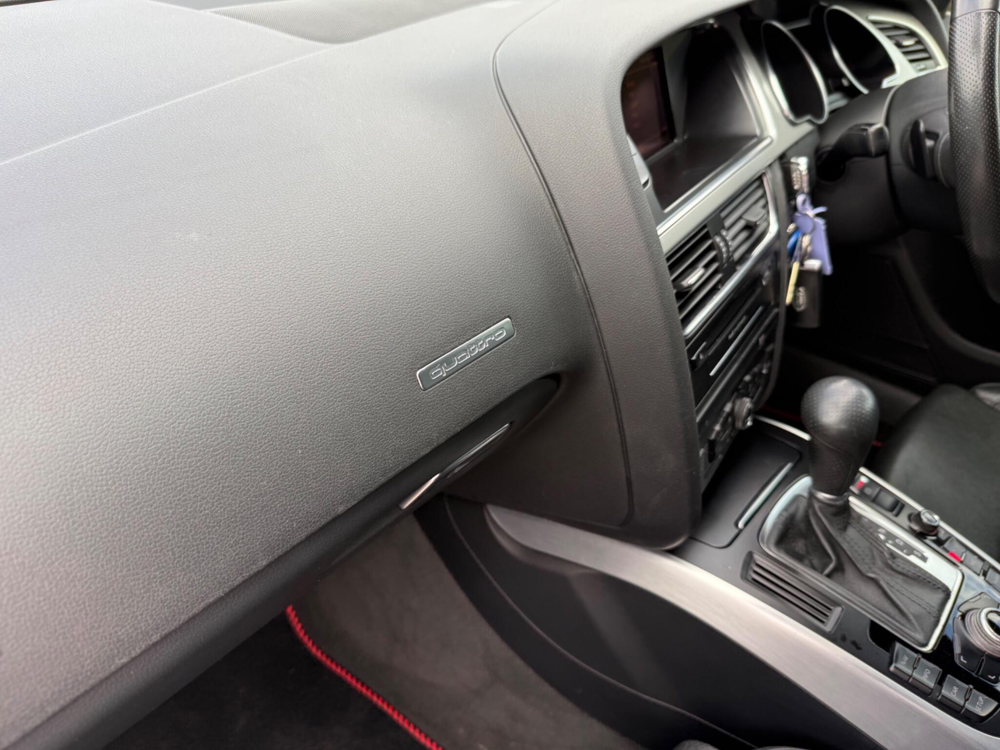 Audi A5 view 16