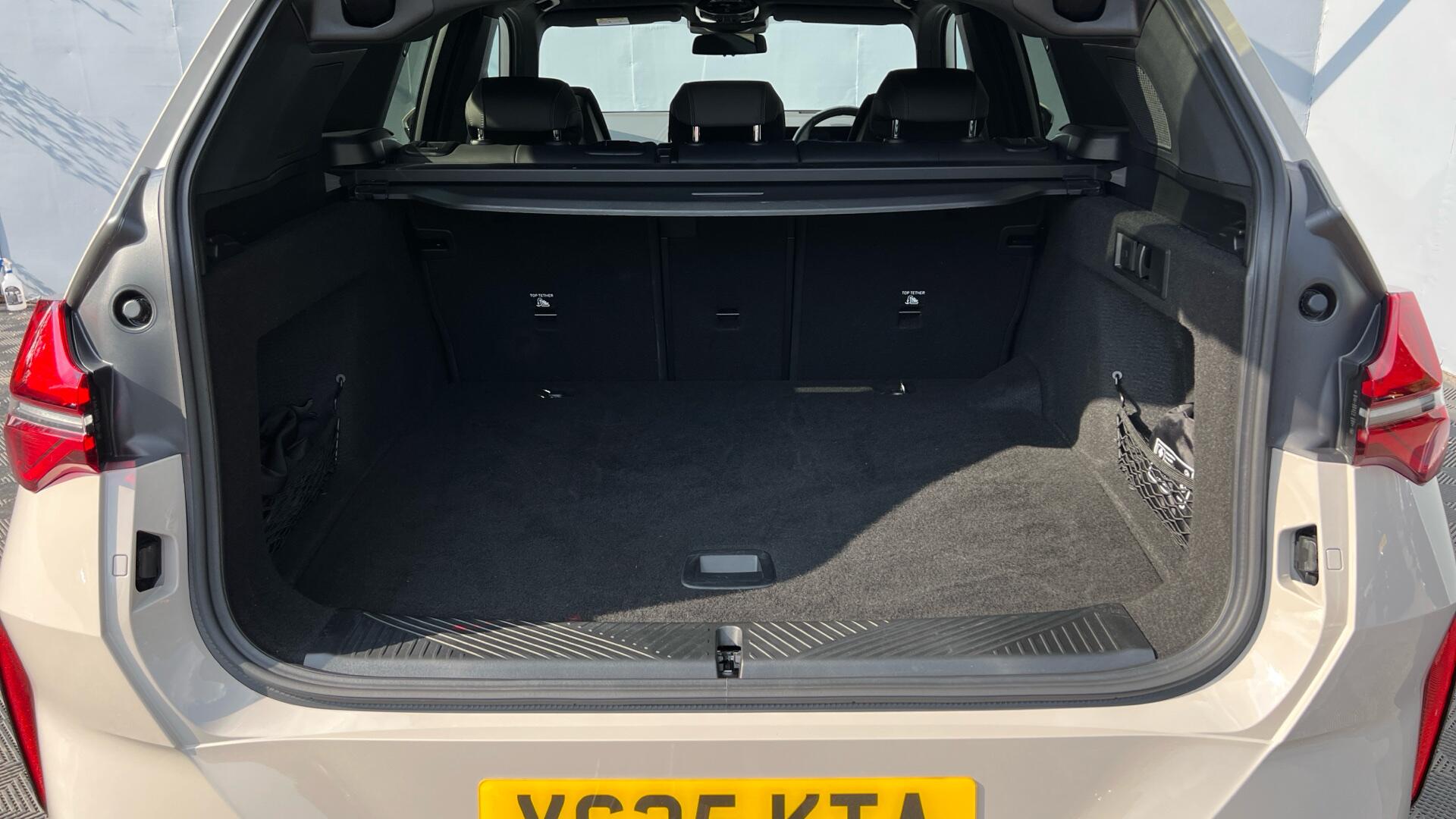 BMW X3 view 13