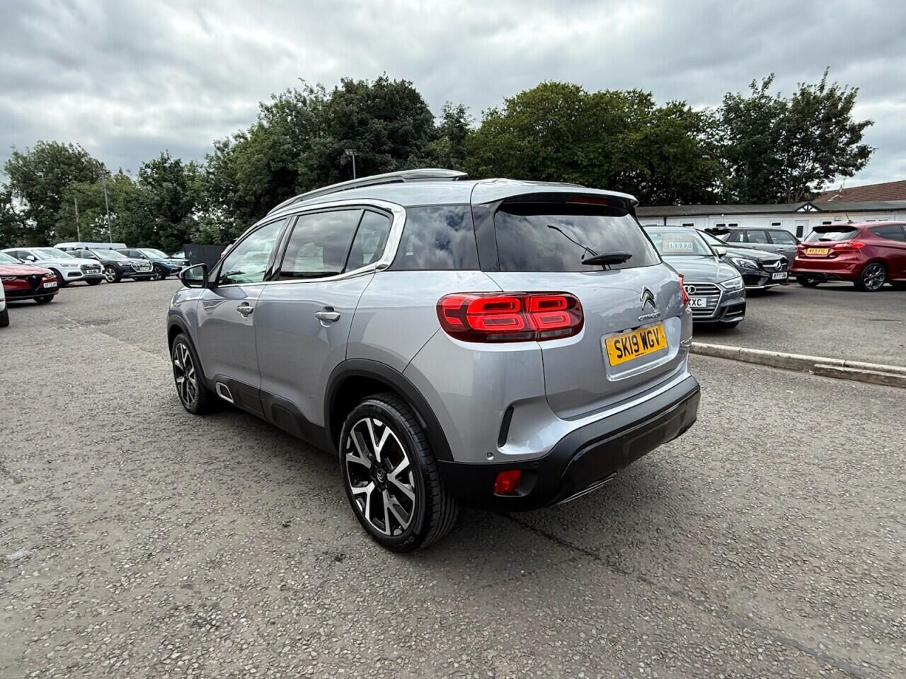 Citroen C5 Aircross view 4