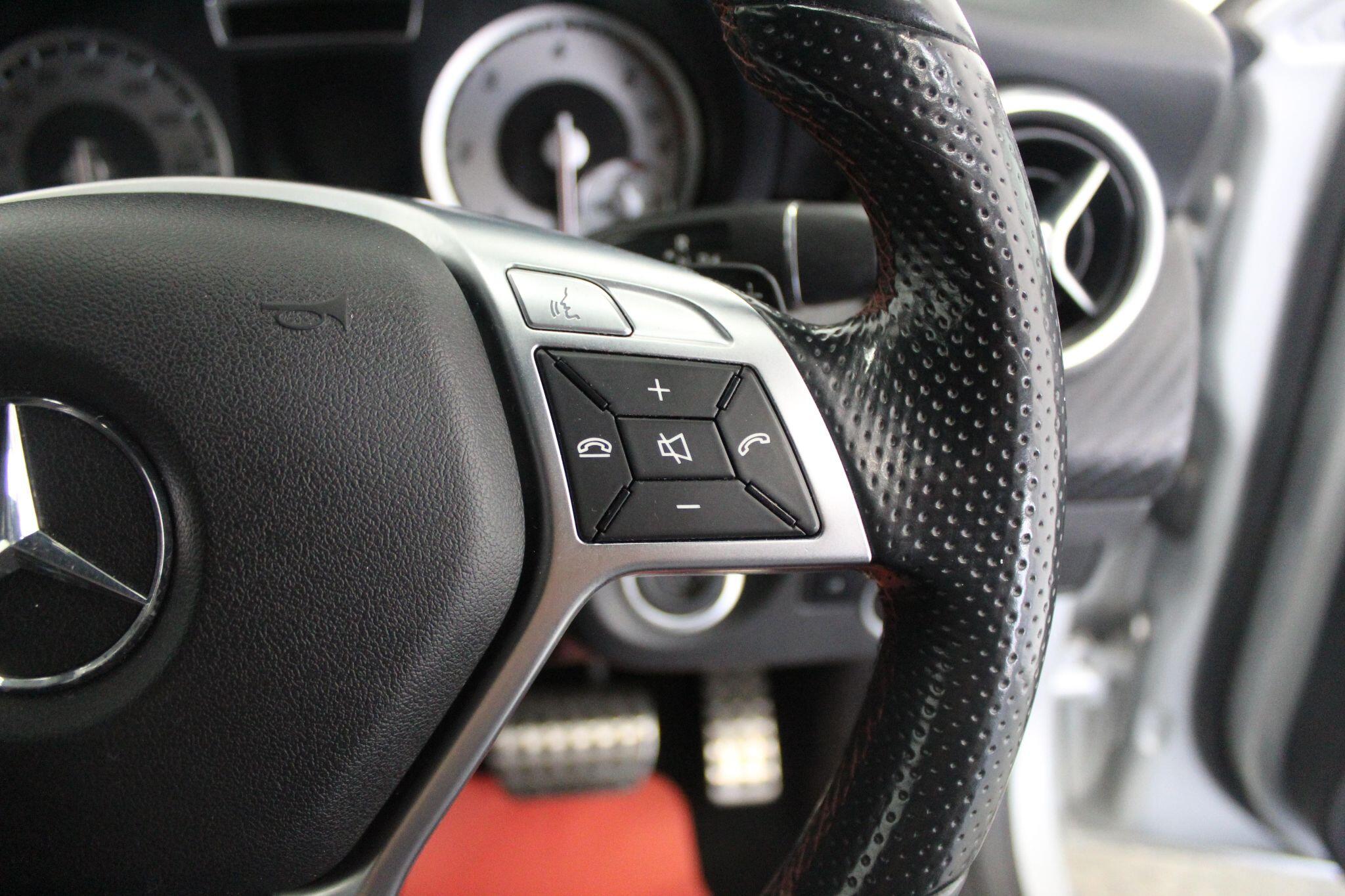 Mercedes-Benz A-Class view 43