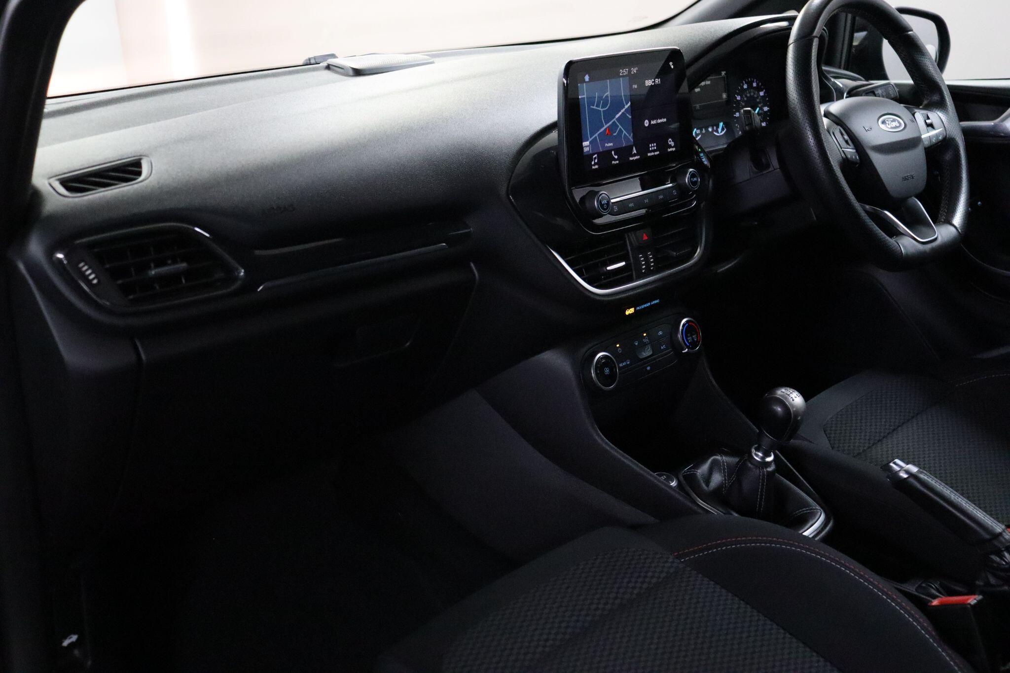 Ford Fiesta view 34
