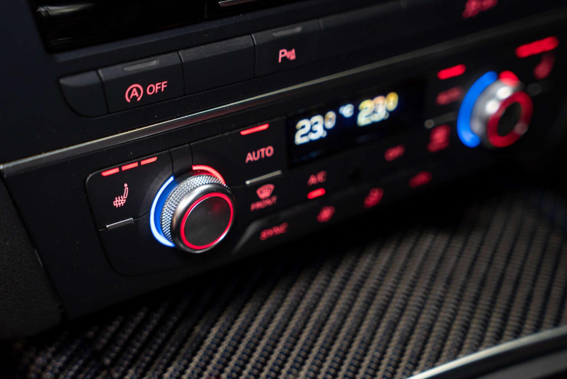 Audi RS6 Avant view 16
