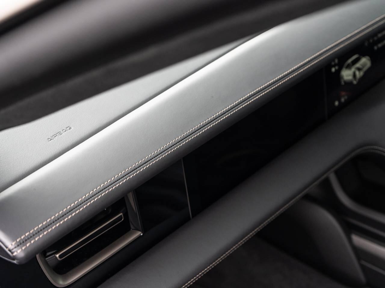 Porsche Taycan view 42