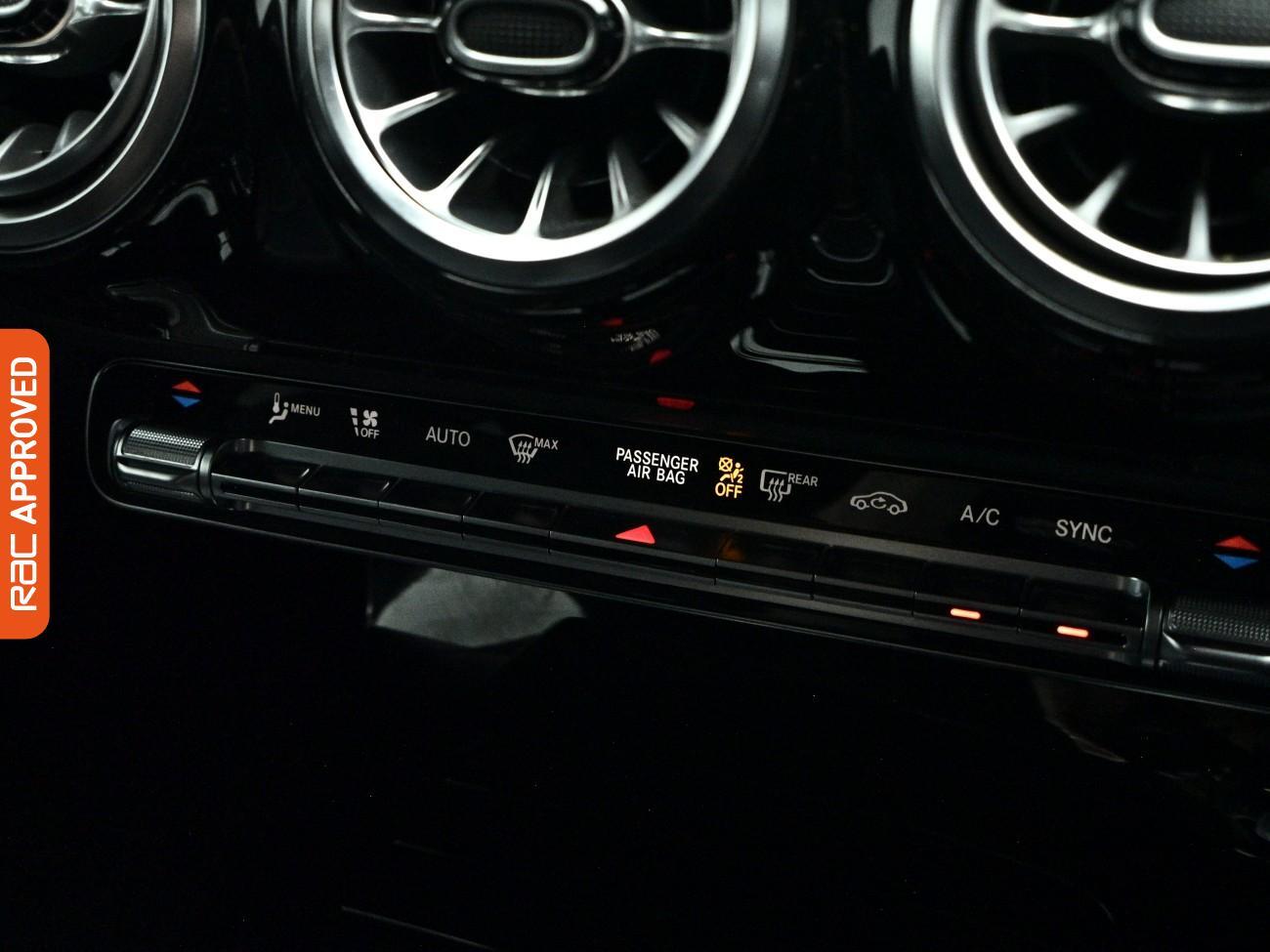 Mercedes-Benz Cla view 18