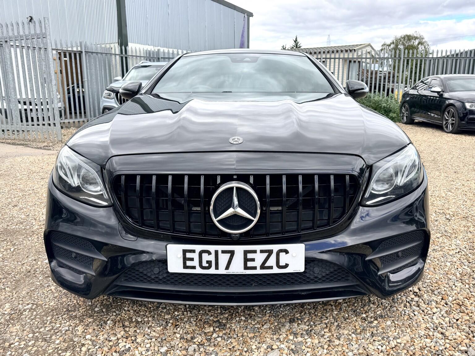 Mercedes-Benz E-Class view 11