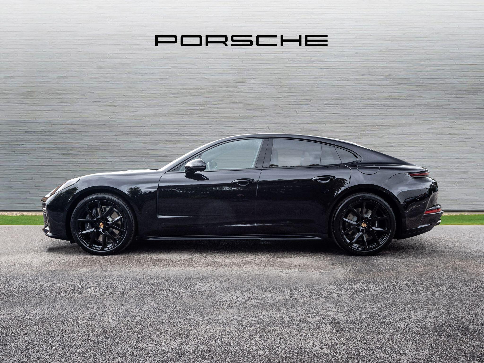 Porsche Panamera view 5