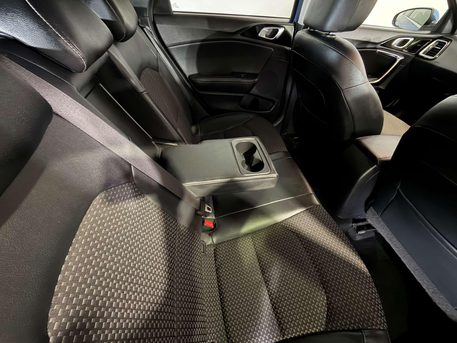 Kia Ceed view 43