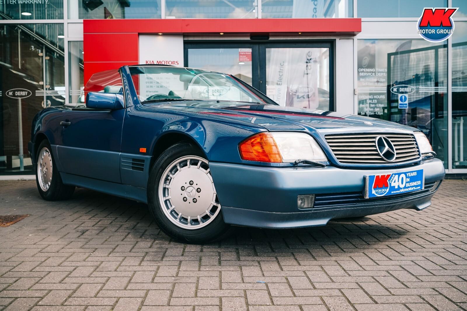 Mercedes-Benz SL view 3