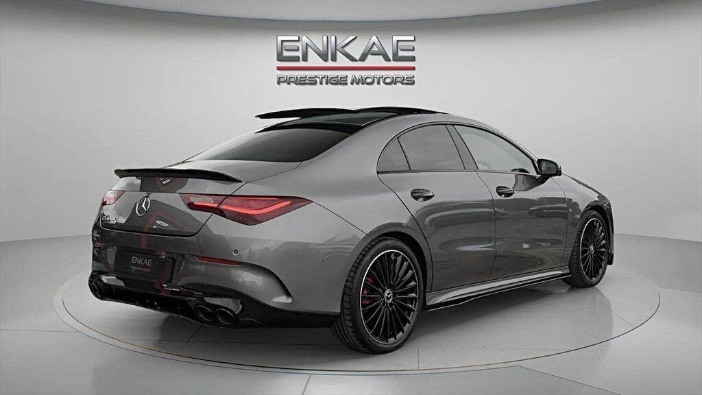 Mercedes-Benz Cla view 2