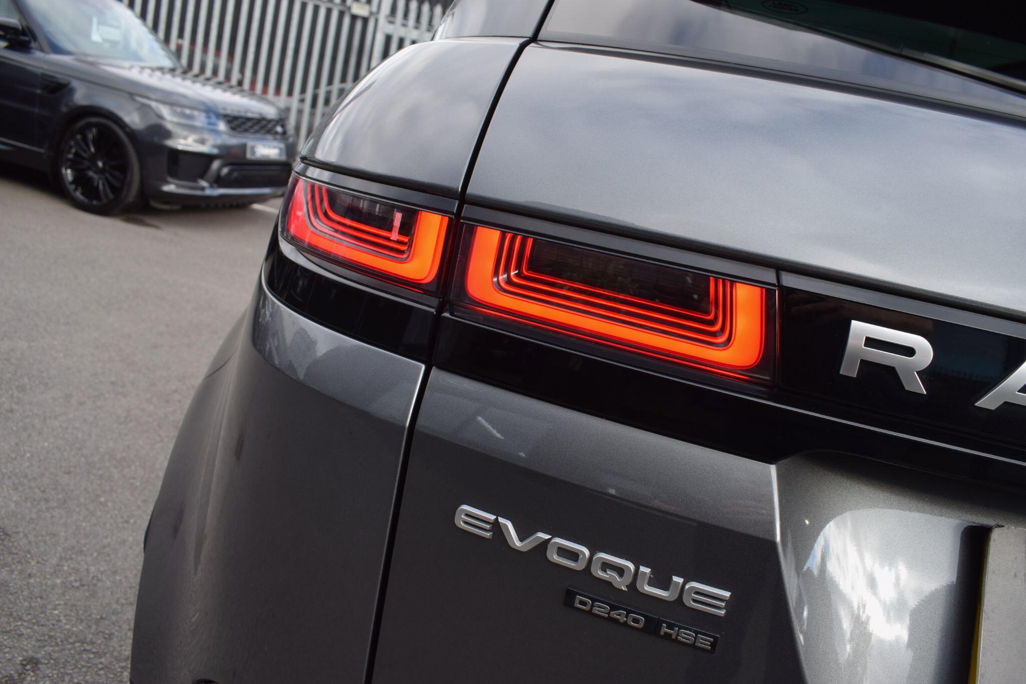Land Rover Range Rover Evoque view 34