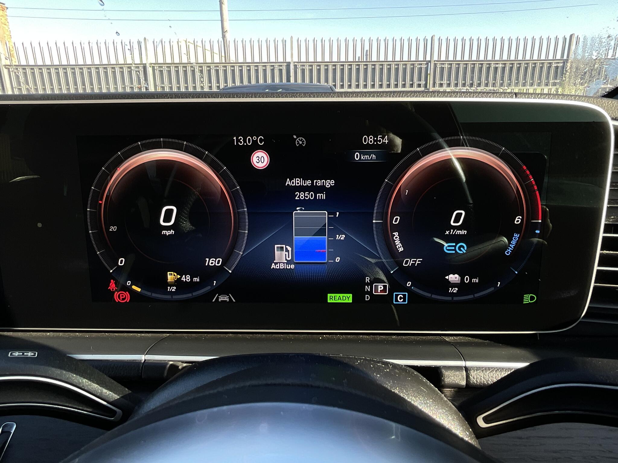 Mercedes-Benz Gle view 21