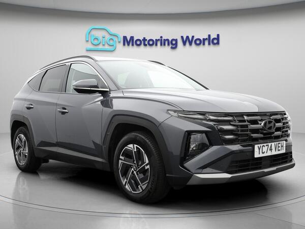Grey 2024 Hyundai Tucson SUV/Crossover Front-wheel drive Manual