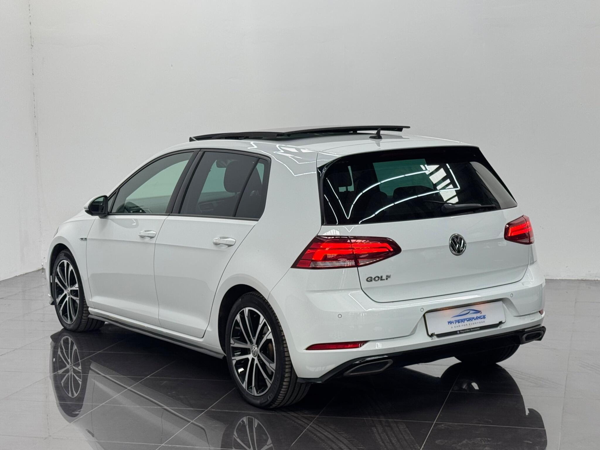 Volkswagen Golf view 53