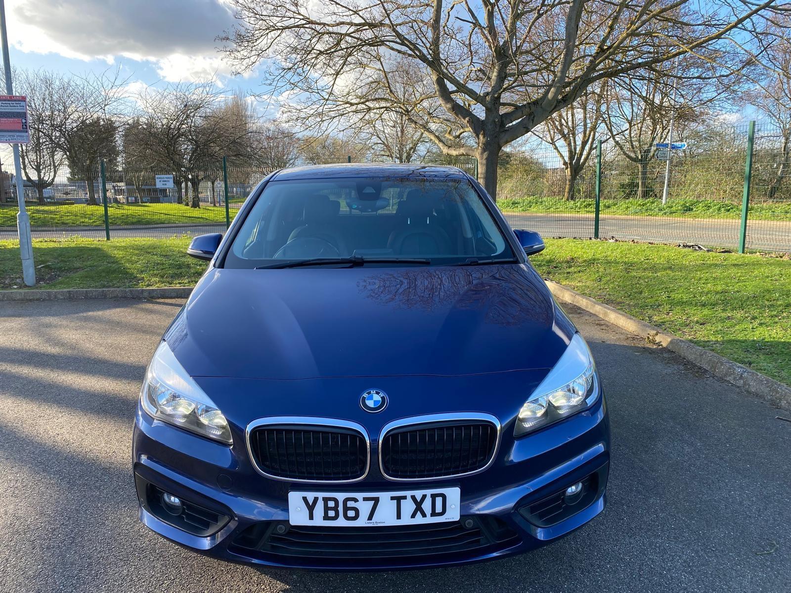 BMW 2 Series Active Tourer view 9