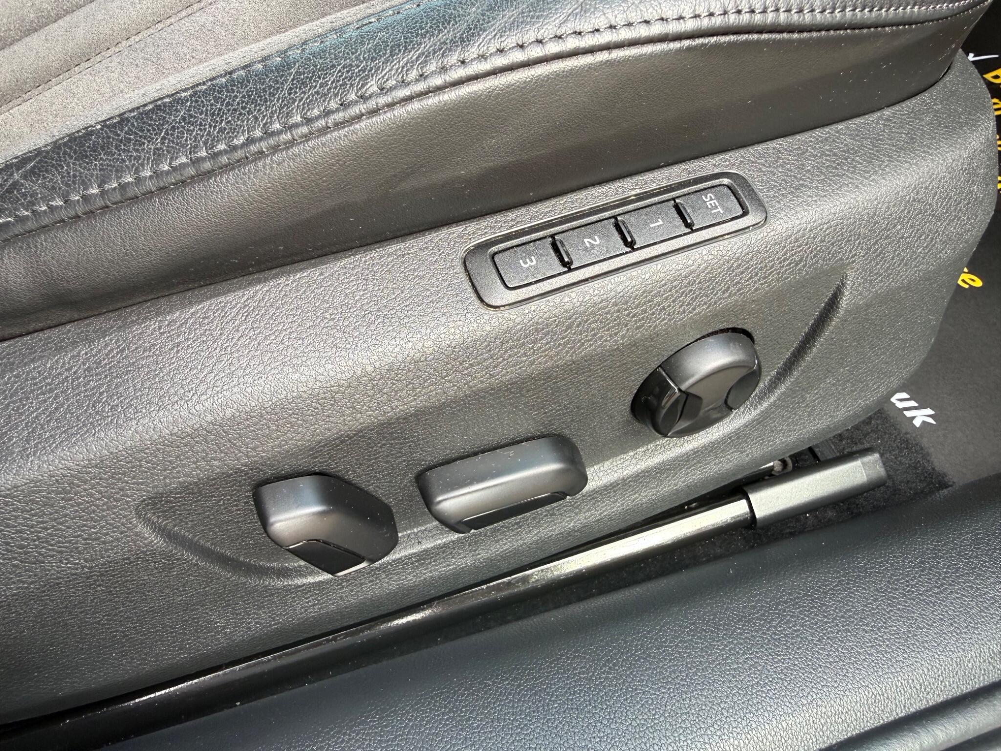 Skoda Superb view 35