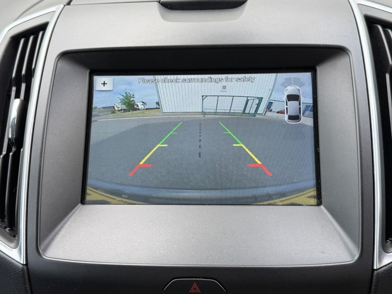 Ford Galaxy view 21