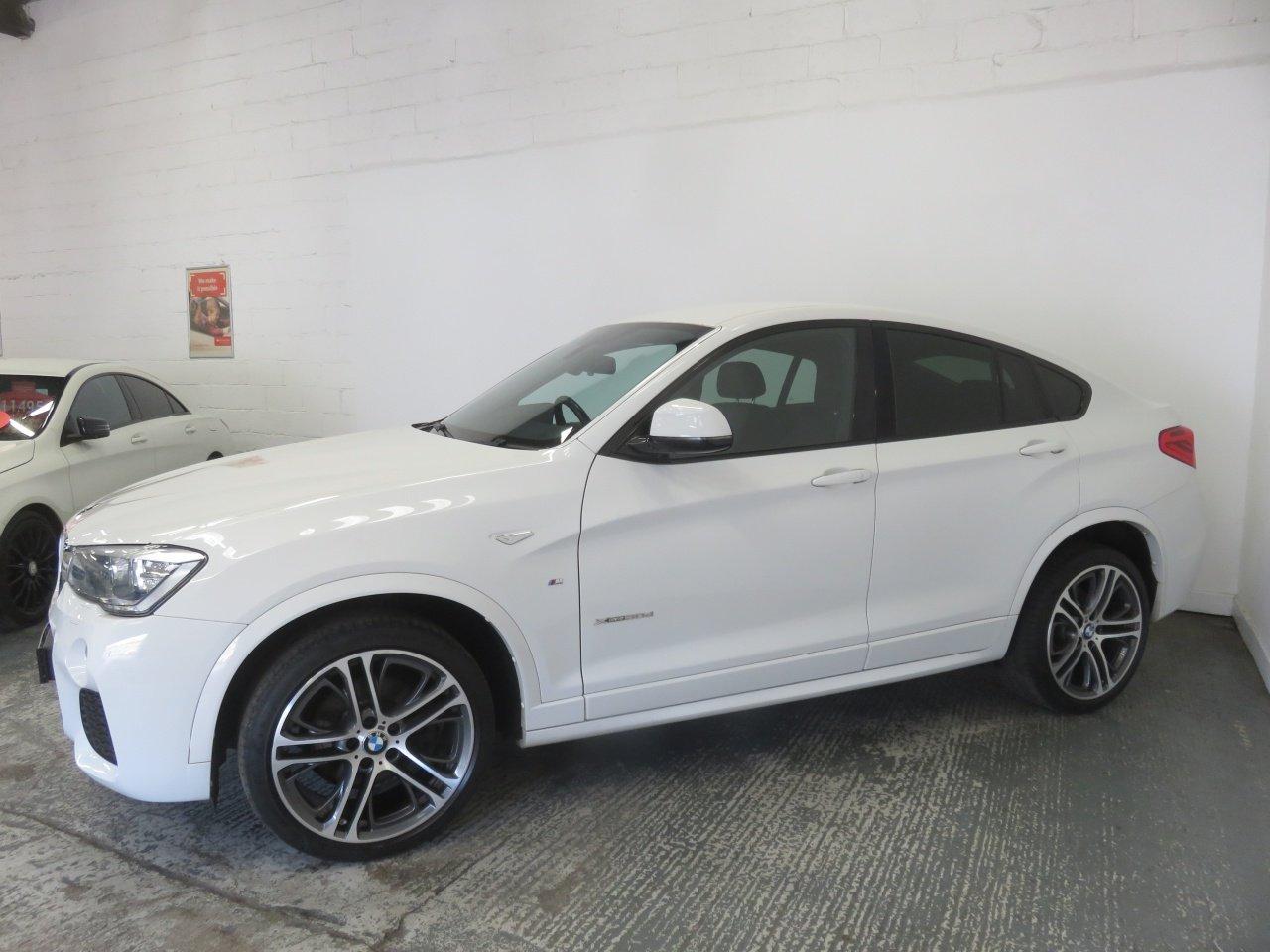 BMW X4 view 5