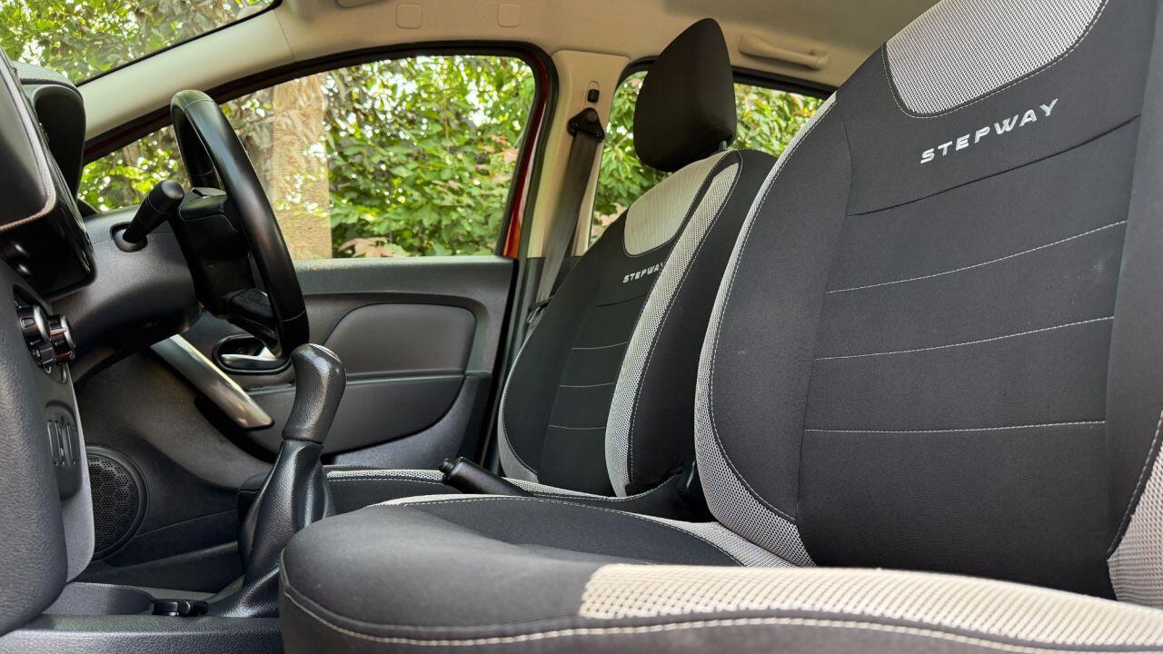 Dacia Sandero Stepway view 9