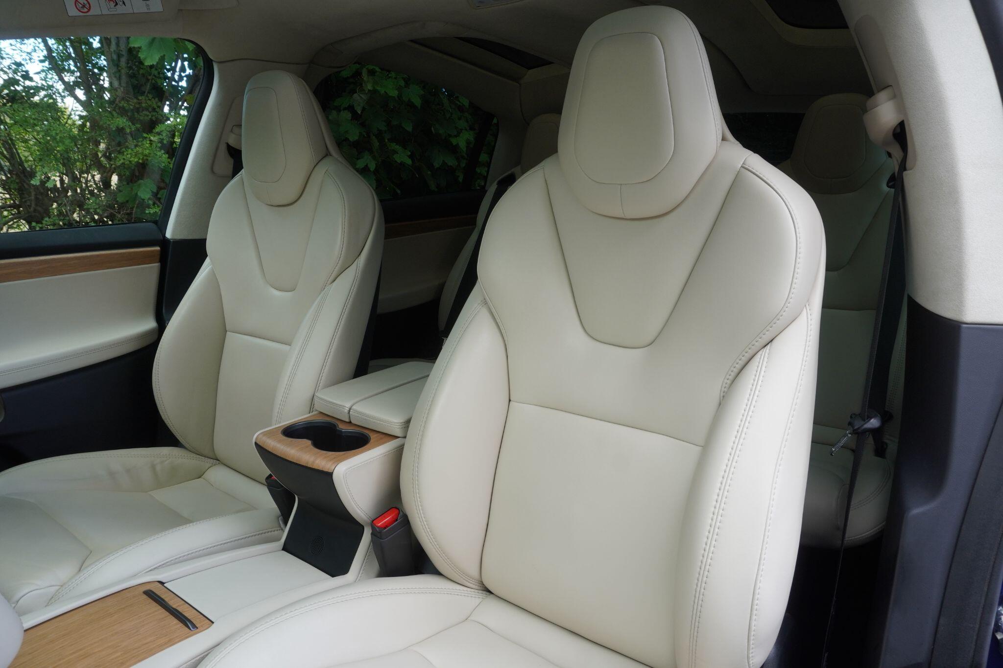 Tesla Model X view 58