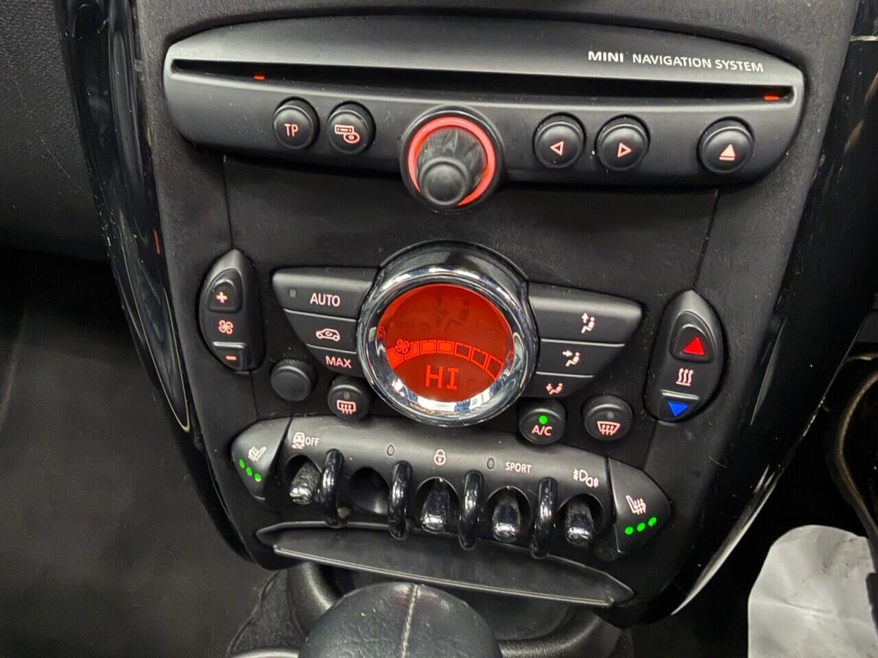 Mini Countryman view 19