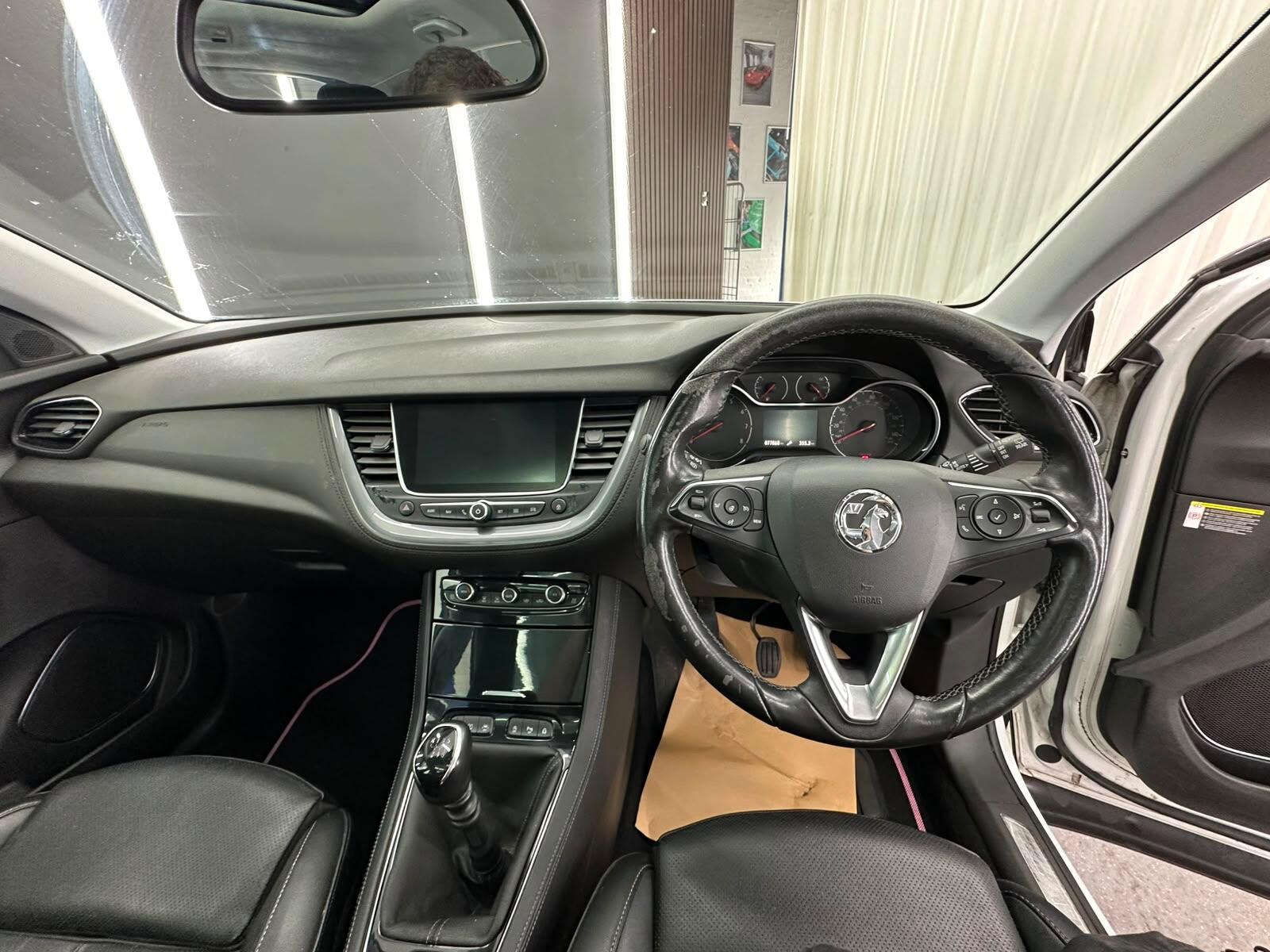 Vauxhall Grandland X view 39