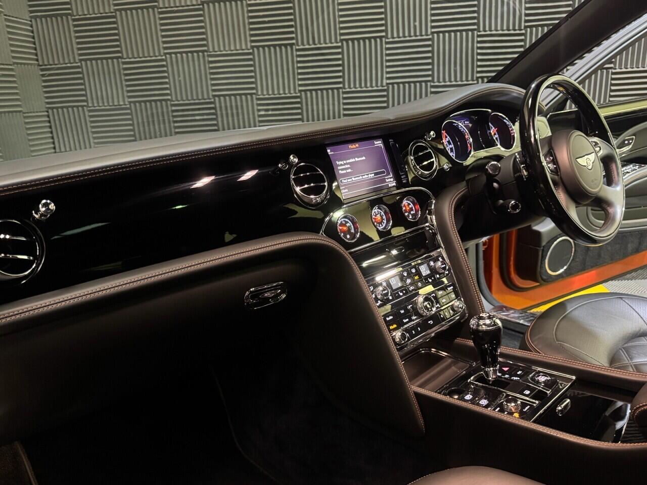 Bentley Mulsanne view 15