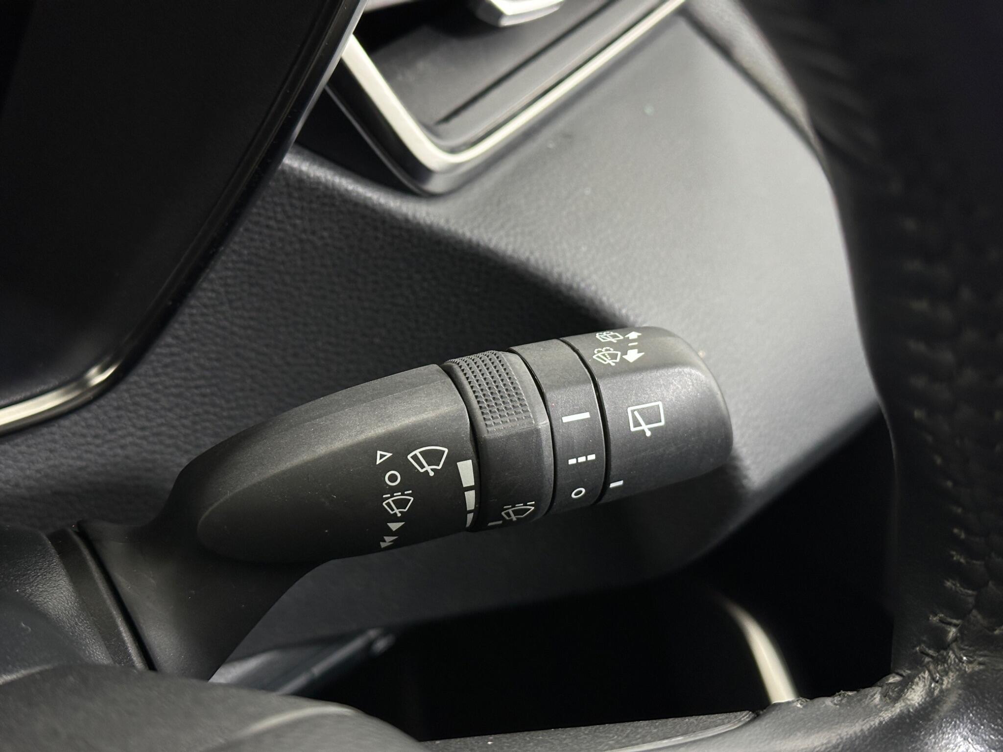 Toyota Corolla view 17
