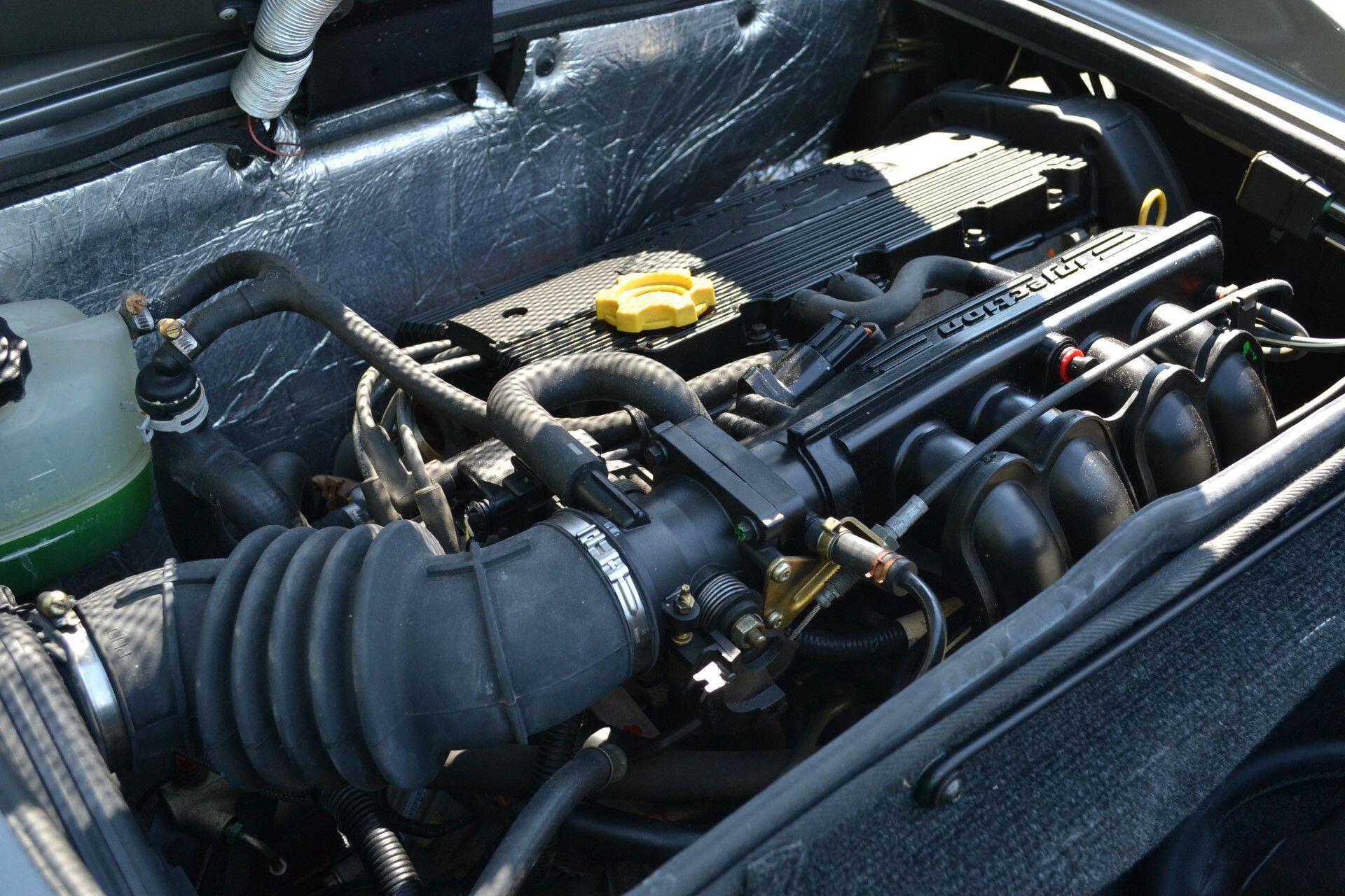 Lotus Elise view 16