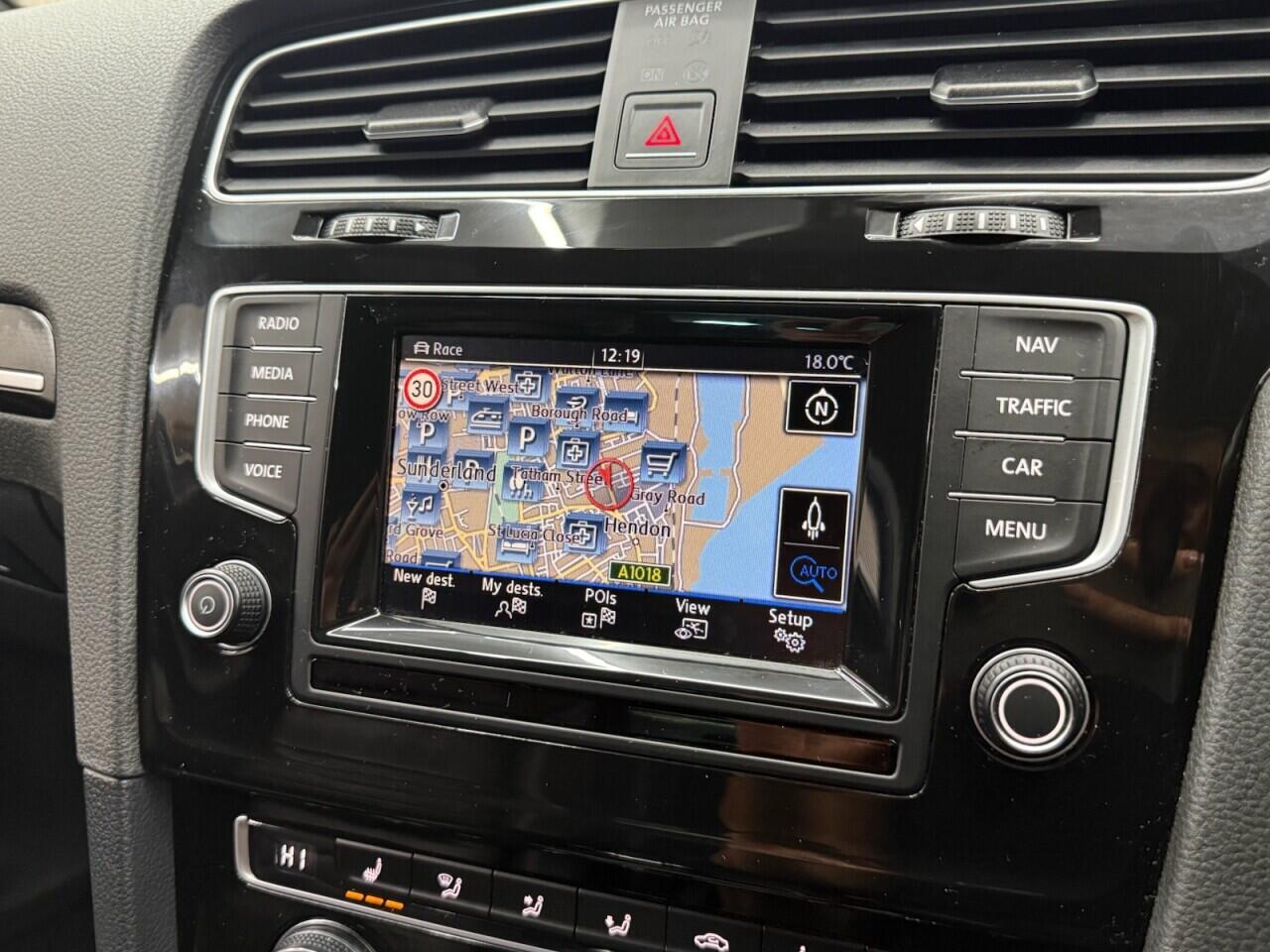 Volkswagen Golf view 18